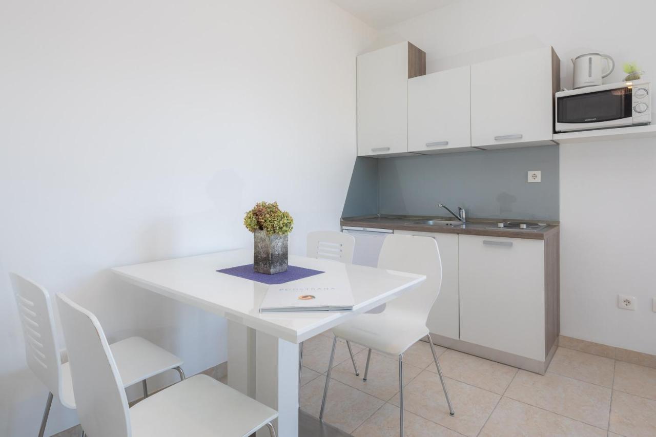 Apartments Vukovic โปดสตรานา ภายนอก รูปภาพ